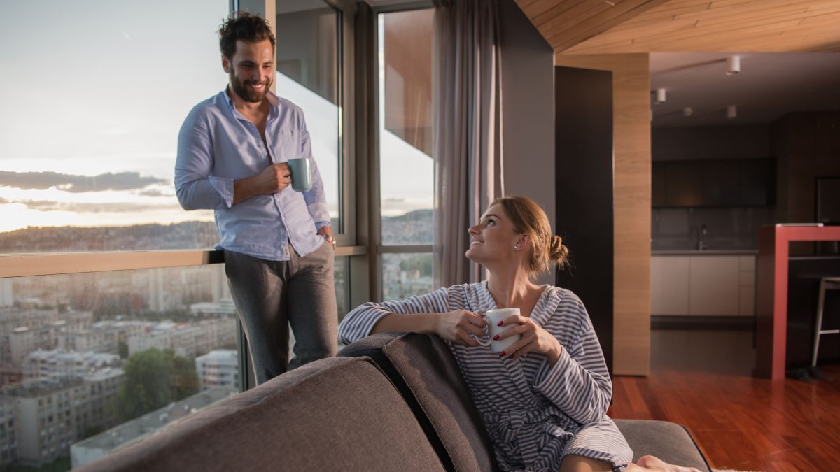 Die neue Lärmschutzverordnung ermöglicht die Realisierung von Bauprojekten in lärmintensiven Zonen dank des Einsatzes der kontrollierten Wohnraumlüftung – für ein modernes Verständnis einer gesunden, sozial verträglichen Siedlungsentwicklung.