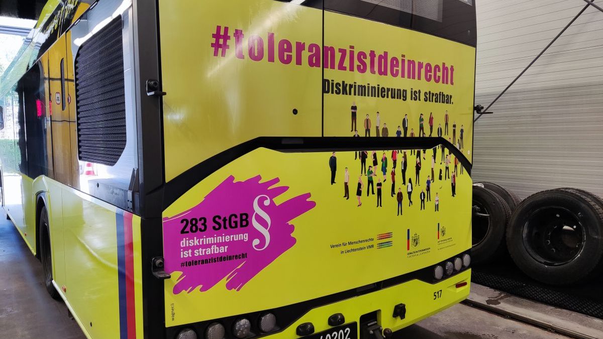 Gewaltschutzkampagne by wagner.li I Vaduz Diskriminierung ist strafbar. Toleranz ist dein Recht. - WAiSCH