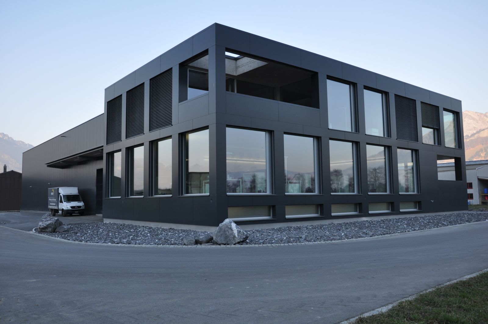 MTO & Co. AG - WAISCH