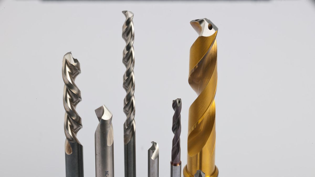 Unsere Maschinen sind weltweit, seit über 40 Jahren = Das Mass aller Dinge, wenn es um konventionell perfekt geschliffene HSS / VHM / HM Bohrer geht!
Die Maschine werden komplett in Thun/Gwatt (Kanton Bern) hergestellt = Swiss Made.

Mit einer Bohrerschleifmaschine von BERGER technologie GmbH haben Sie folgende Vorteile:

    verbesserte Positionsgenauigkeit: die scharfe Bohrerspitze schneidet weich an
    verbesserte Durchmessergenauigkeit: der präzise Anschliff führt zu genauen Bohrungen
    deutliche Erhöhung der Standzeit Ihrer Bohrer durch gleichmässige Verteilung der Schnittkräfte
    deutliche Reduktion der Vorschubkräfte dank präziser, symmetrischer Ausspitzung
    sehr schnelles und einfaches Nachschleifen: ergibt eine erhebliche Reduktion der Werkzeugkosten, z.B. durch höhere Verfügbarkeit = weniger Kapitalbindung
    keine Bohrwerkzeug- Engpässe mehr
    deutliche Reduktion der Bohrwerkzeugkosten
    rasche Amortisation der Maschine und der Bohrwerkzeuge

 
Die Maschinen von BERGER technologie, sind weltweit bewährt und geschätzt! Und als Lohnfertigungsbetrieb, wissen wir von was wir sprechen! 
Überzeugen Sie sich selbst.


Für Beratung, Fragen oder Angebote stehen ich Ihnen gerne jederzeit zur Verfügung