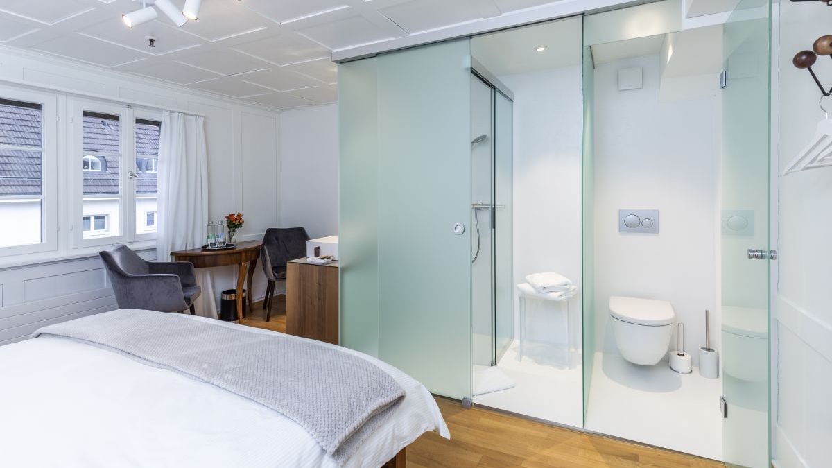 Badezimmerverglasung