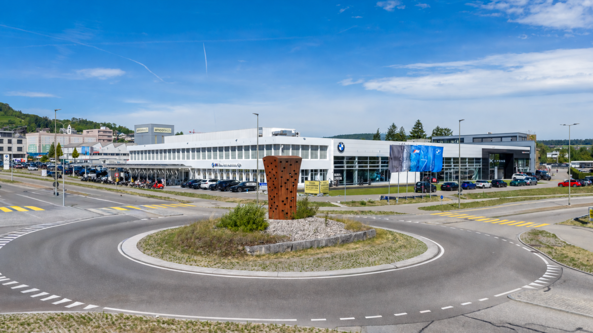 Drohnenaufnahmen für Showroom und Firmengebäude in Dielsdorf - WAiSCH