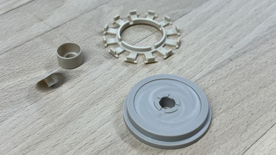 PEEK (Antriebstechnik / Raumfahrt)