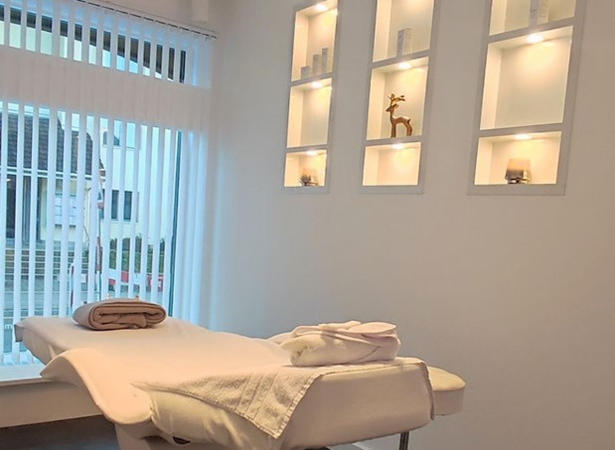 Entspannen Sie in moderner Wohlfühlatmosphäre.