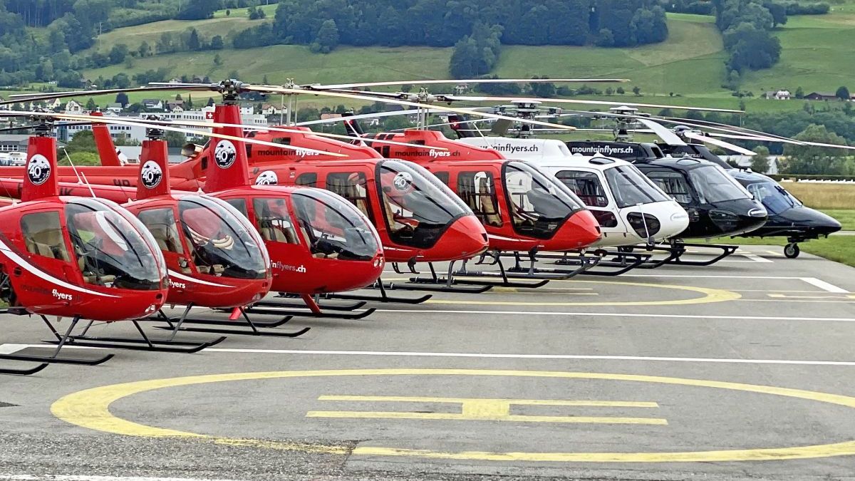 FunFlights hat Zugriff auf eine grössere Flotte an Helikoptern.
Wir bieten massgeschneiderte Lösungen für fast alle Wünsche an.