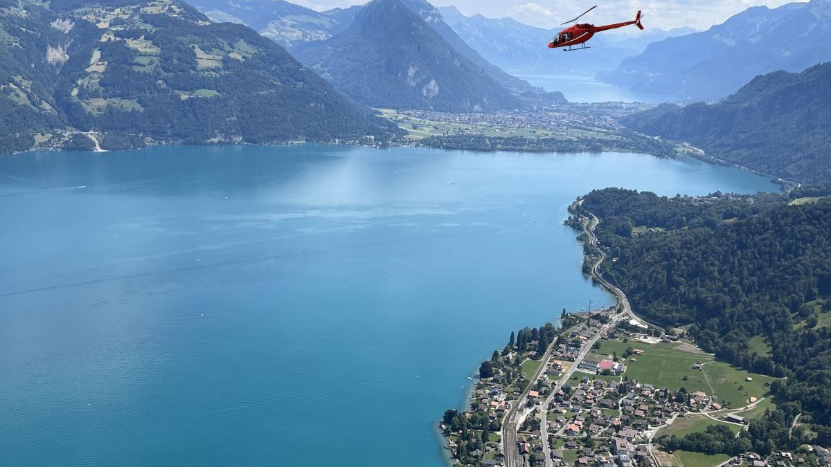 Helikopterflug mit Zwischenstopp beim Boutique Hotel Villa Honegg mit exklusivem Lunch-Erlebnis.